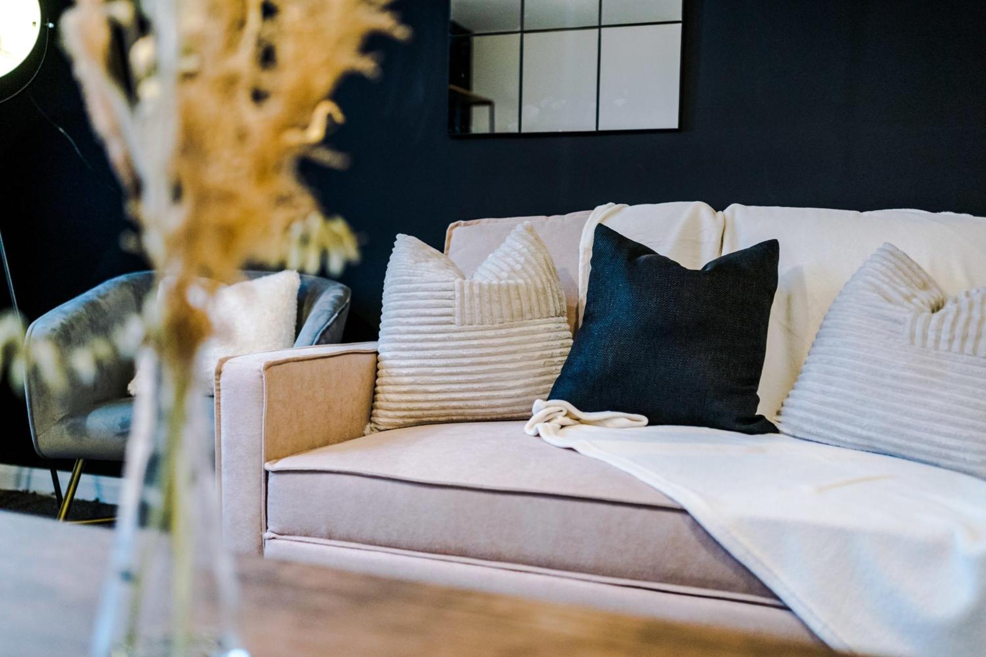Rest&Recharge At A Spacious Townhouse By The Etihad Villa Manchester Dış mekan fotoğraf